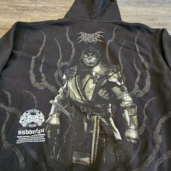 Darc Sport Scorpion "Pierce" Hoodie in Black - Picture 9 of 11